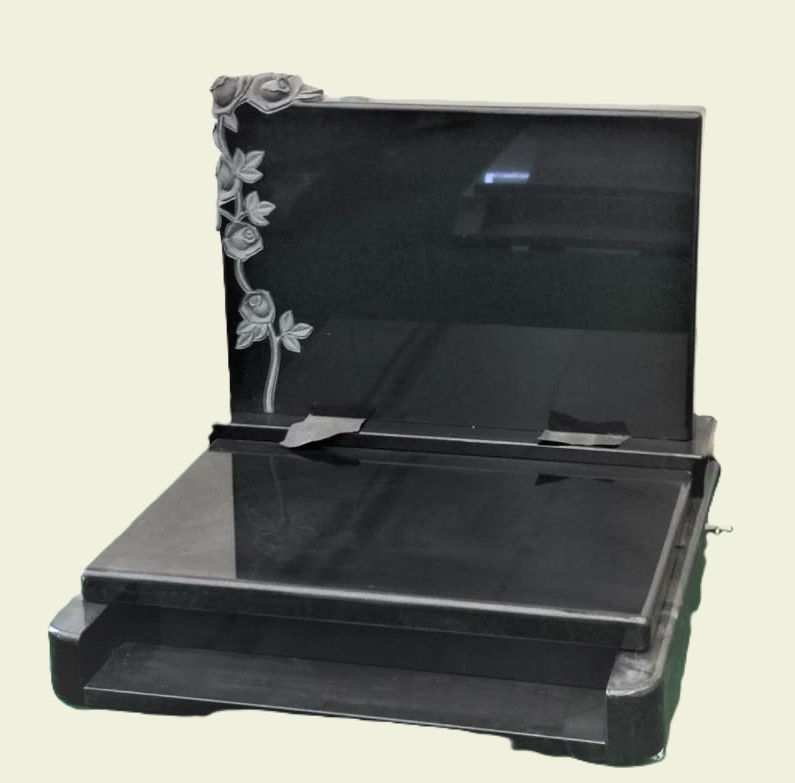 M1002